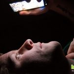 Ночной режим в телефонах должен был хорошо повлиять на сон человека: ученые утверждают, что может быть иначе